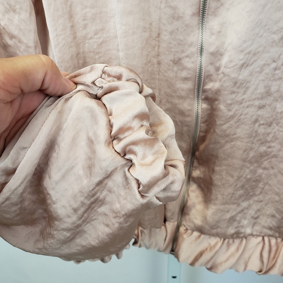 Zara Rose gold lightweight satin bomber jacket size small - Picture 4 of 12